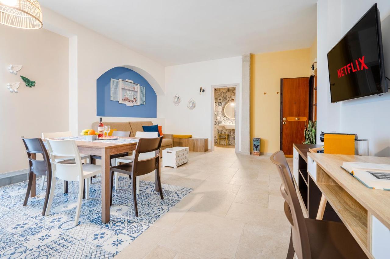 Mediterranea Apartment- Central Station - Free Wifi&Netflix Bari Eksteriør billede
